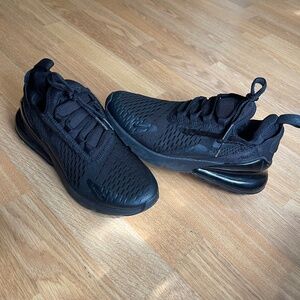 Air Max 270